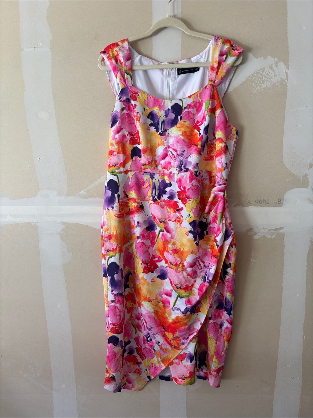 New York & Co size large beautiful floral midi dress